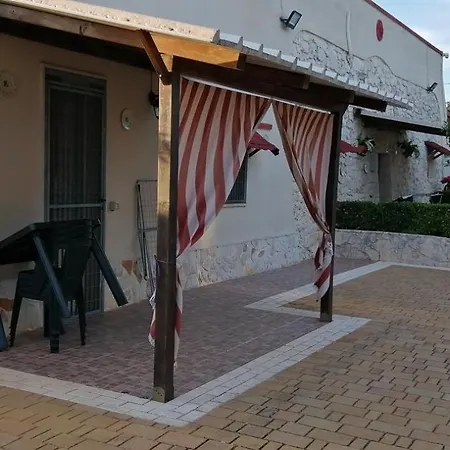 Aparthotel Le Lamie Di Comasia