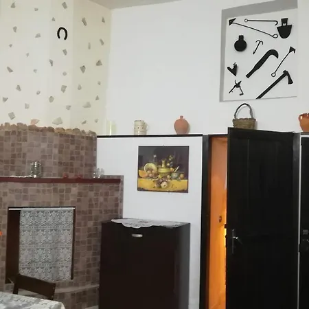Le Lamie Di Comasia