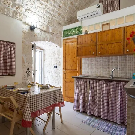 Le Lamie Di Comasia Aparthotel