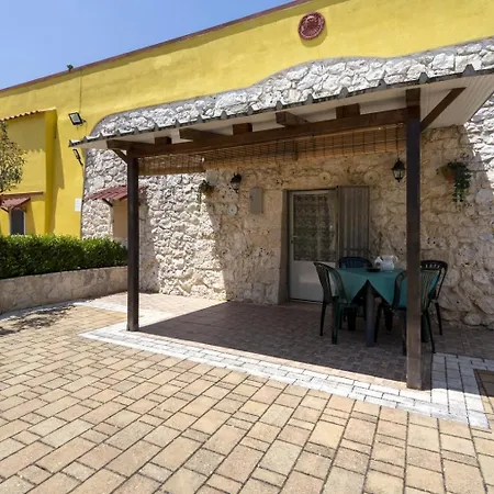 Le Lamie Di Comasia Aparthotel *