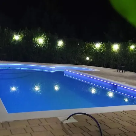 מלון דירות Le Lamie Di Comasia 3*